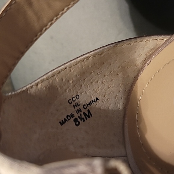 Charles by Charles David Pink Wedge Sandals - Picture 6 of 9